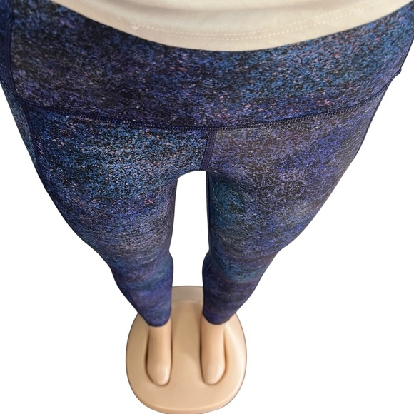 Lululemon Fast and Free Tight II 25"  Nulux Polar Lights Blue Multi - Picture 3 of 9
